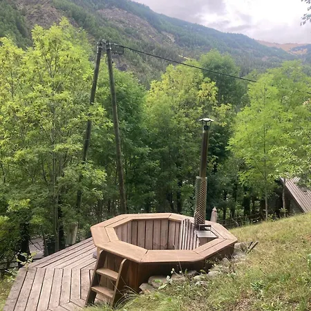 Alpehytte Refuge-style Mountain View *