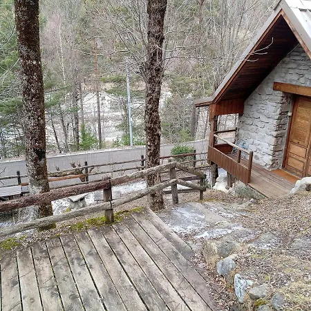 Refuge-style Mountain View Chalet *