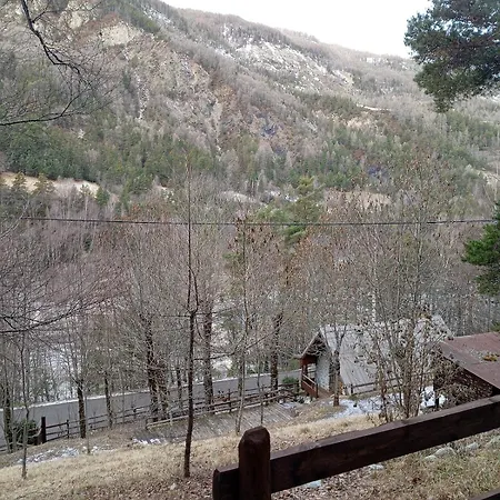 Refuge-style Mountain View *