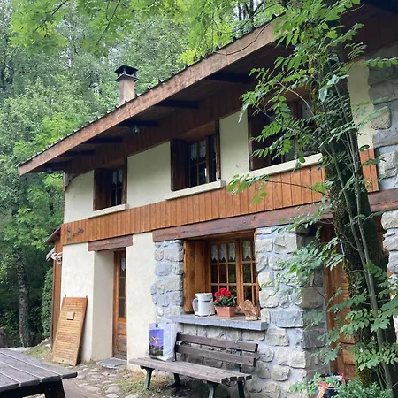 Alpehytte Refuge-style Mountain View *
