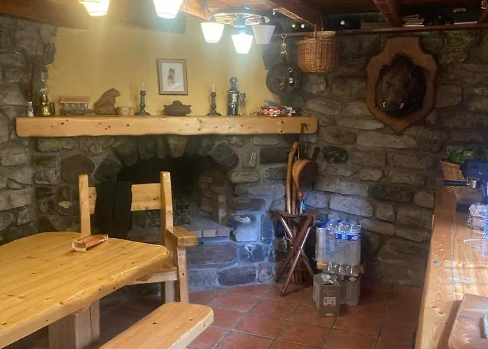 Refuge-style Mountain View Chalet *